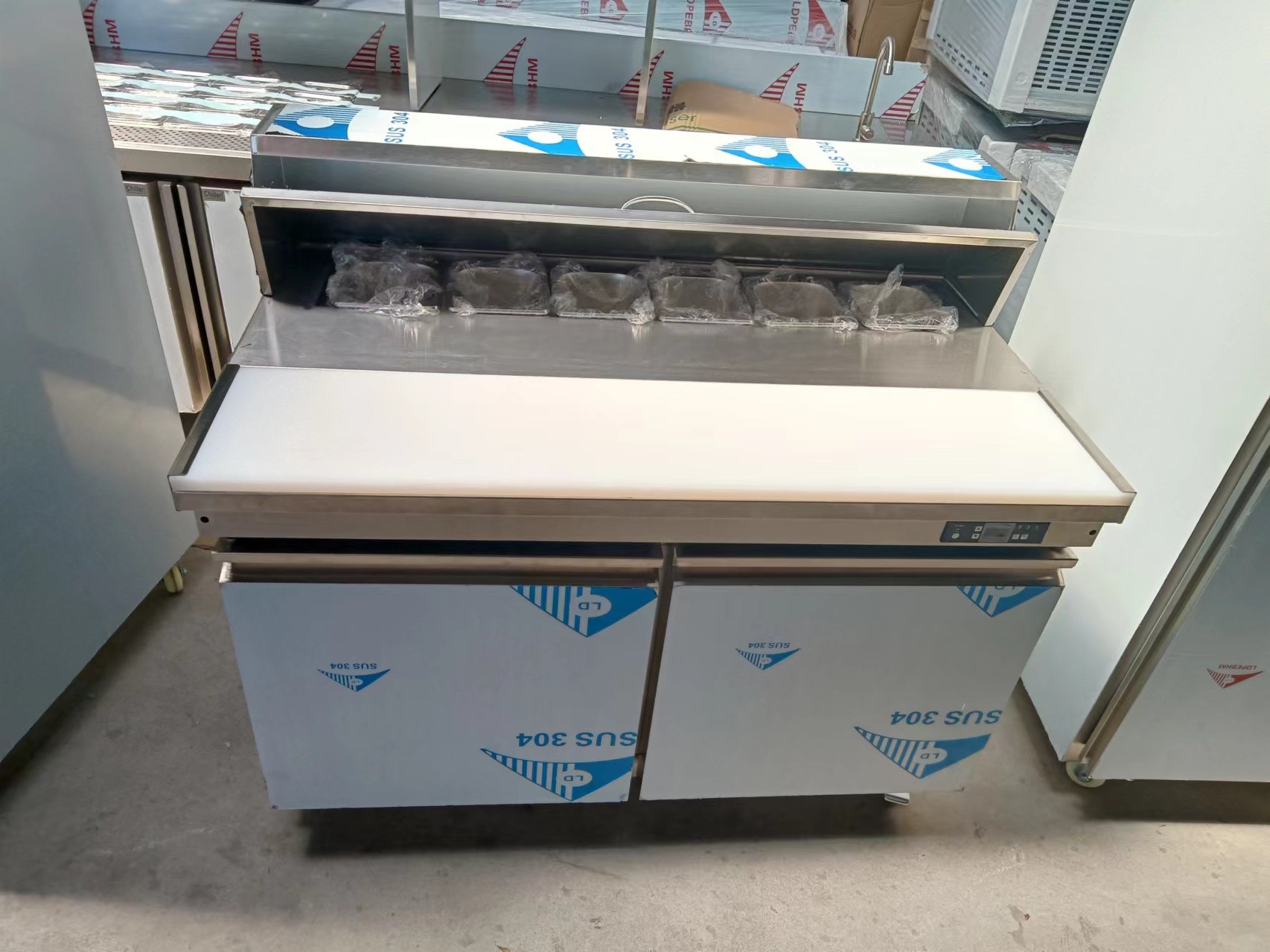 American Type Salad Counter Table Commercial Sandwich / Salad Refrigerator Stainless Steel Kitchen Equipment