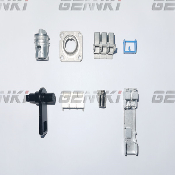 A380 Zinc Die Casting Products Aluminum H-13 Multiple Cavity