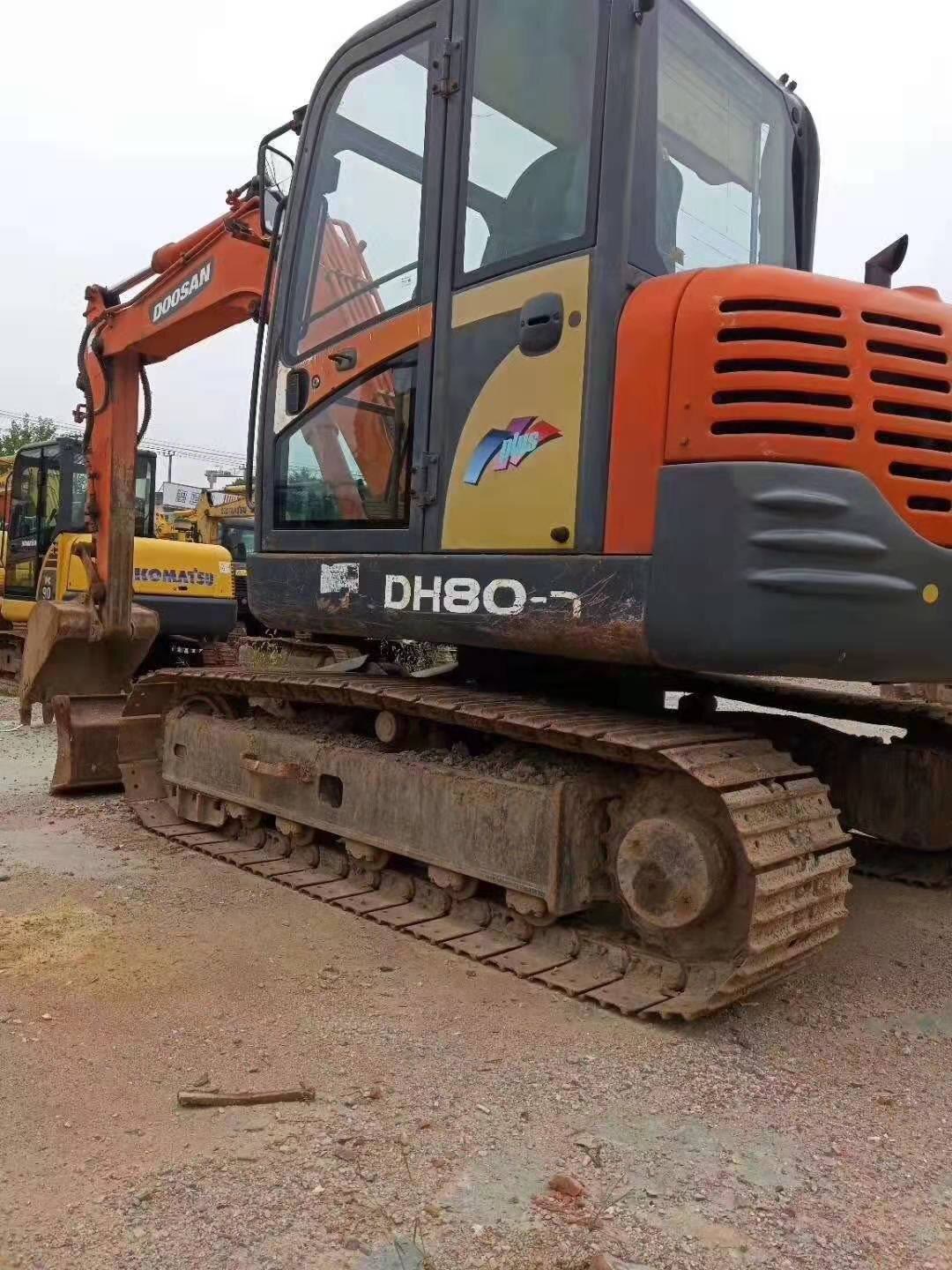Original Hydraulic Cylinder Doosan DH80-7 Crawler Excavator with 8TON Operating Weight