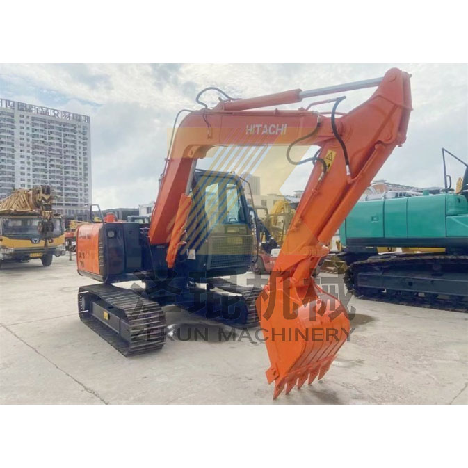 Used Hitachi ZX70-5G Excavator with Hydraulic Pump in Good Condition
