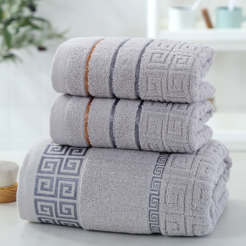 Hotel Essential Cotton Bath Towel with Strong Water Absorption and Customized Logo