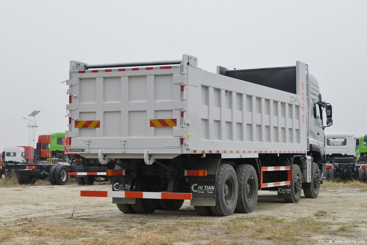 Dongfeng Kinland KC 465hp 6X4 5.6meter Dump Truck with Euro 6 Emission Standard and 2 Passengers