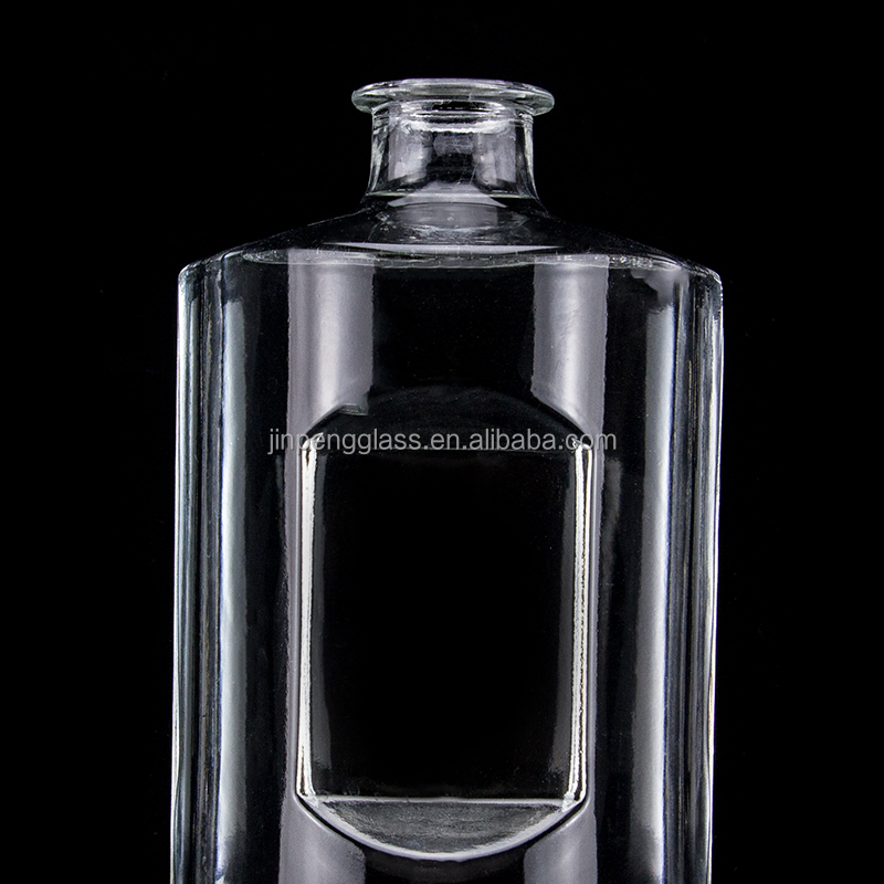 Customized Shape 750ml Vodka Glass Bottle with Cork Cap and Clear Finish in Round