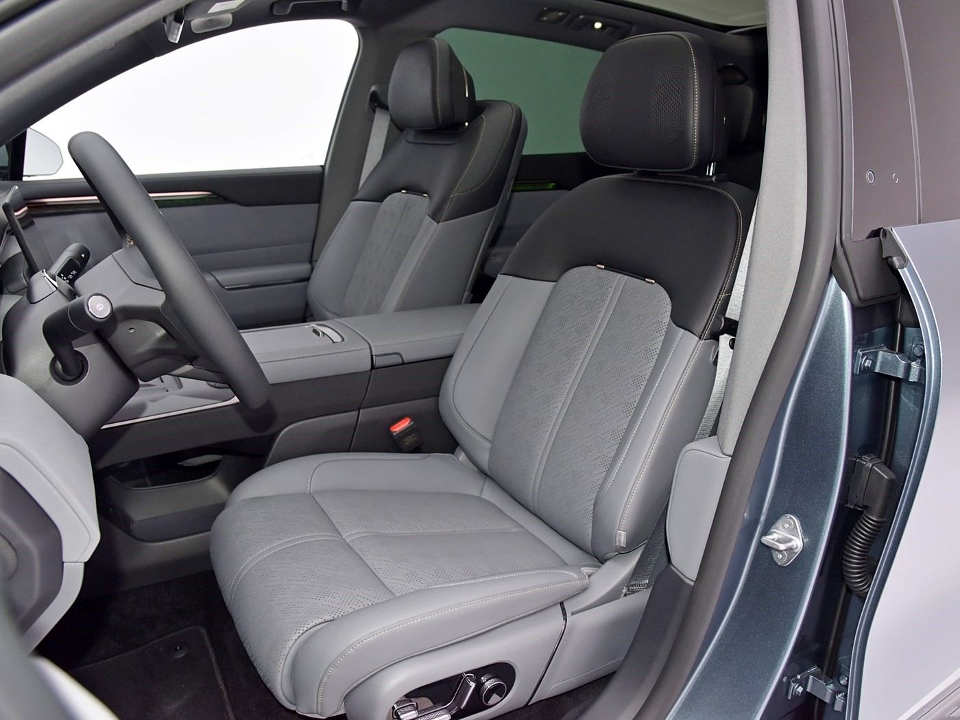 2024 2WD 4WD ZEEKR 7X Fast Charging time 0.55h 210km/h High Speed Model Pure Electric Long Range SUV