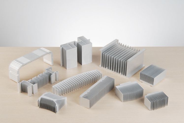 Multiple Shape Profile Aluminium Extrusion Alloy Customized Finish Color 6063 T5
