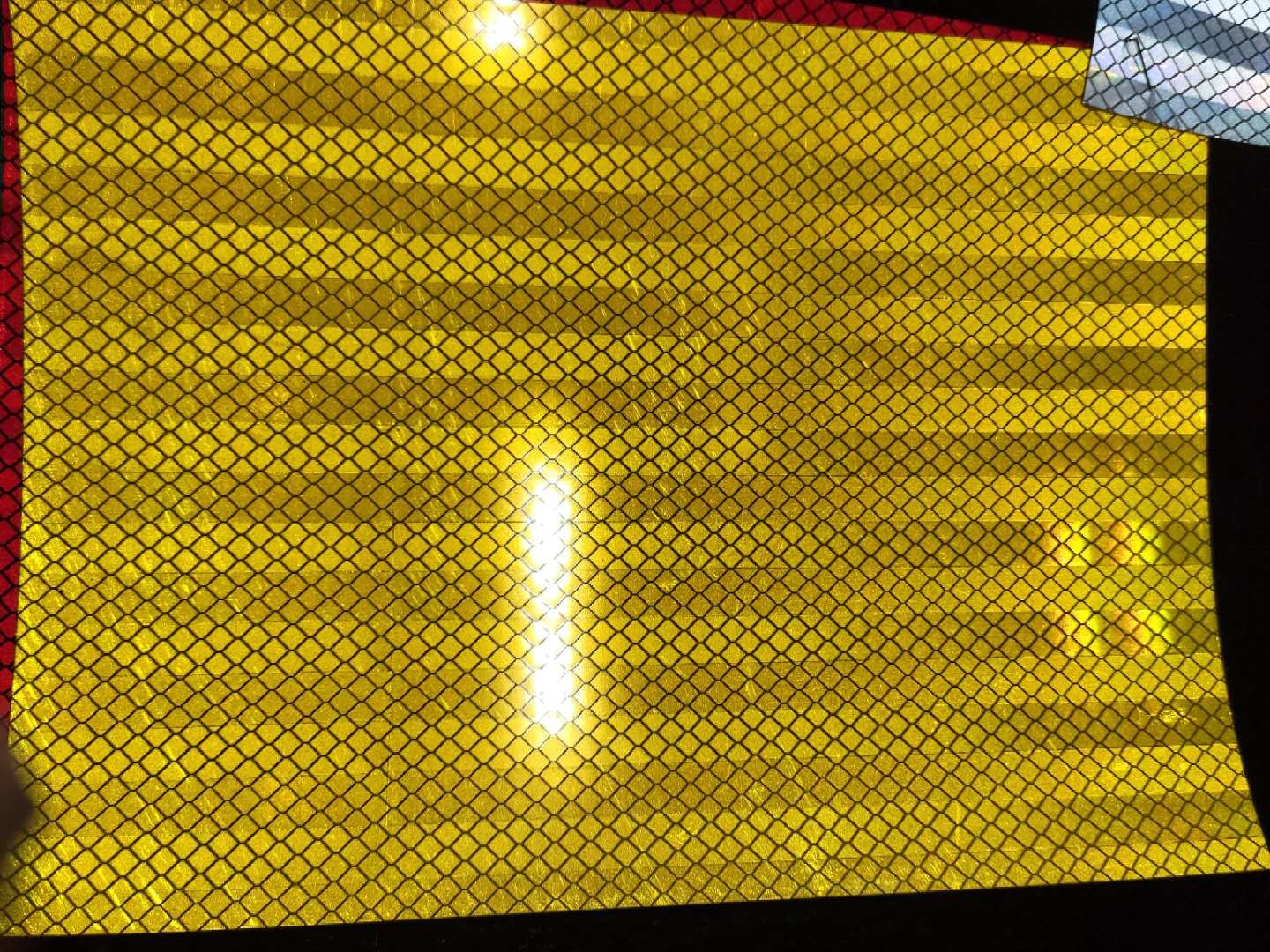PMMA Material Class 4 High Intensity Prismatic Reflective Sheeting Vinyl Roll (HIP) For Road Signs