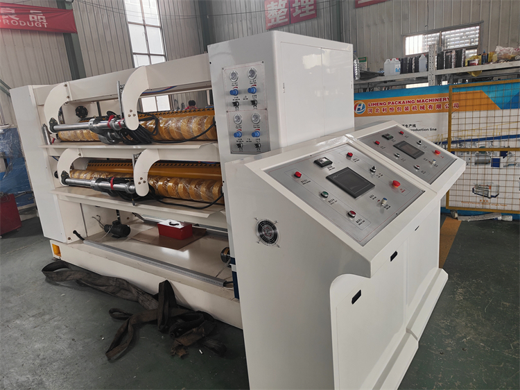 Carton Box Making Machine with 12.5KW Servo Main Driving Motor Paper Forming Machine