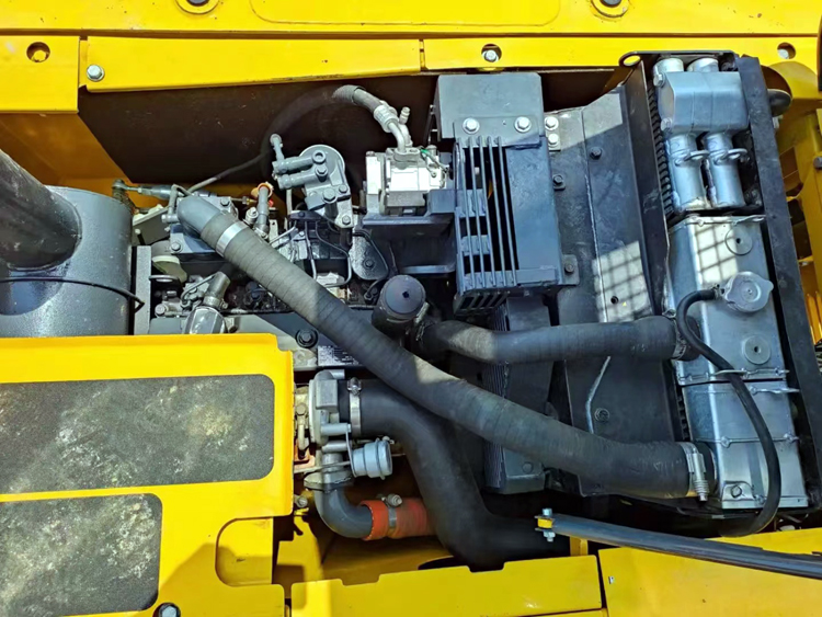 Original Hydraulic Valve 0.53 m3 Bucket Capacity Kumatsu Crawler Excavator in Shanghai