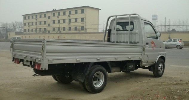 Electric mini truck made in China , 2 seats , better choice than Mitsubishi van & Toyota light pickup truck