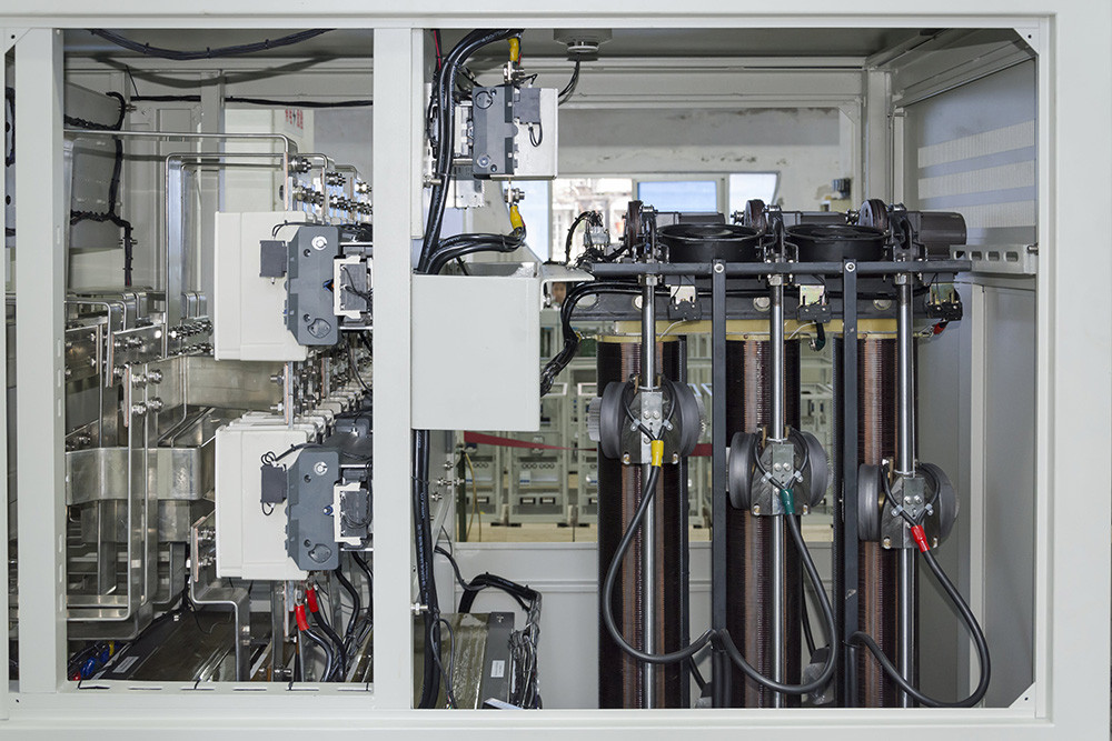 1200KVA IP20 Indoor 400 KVA Voltage Optimisation Unit Automatic Voltage Regulator