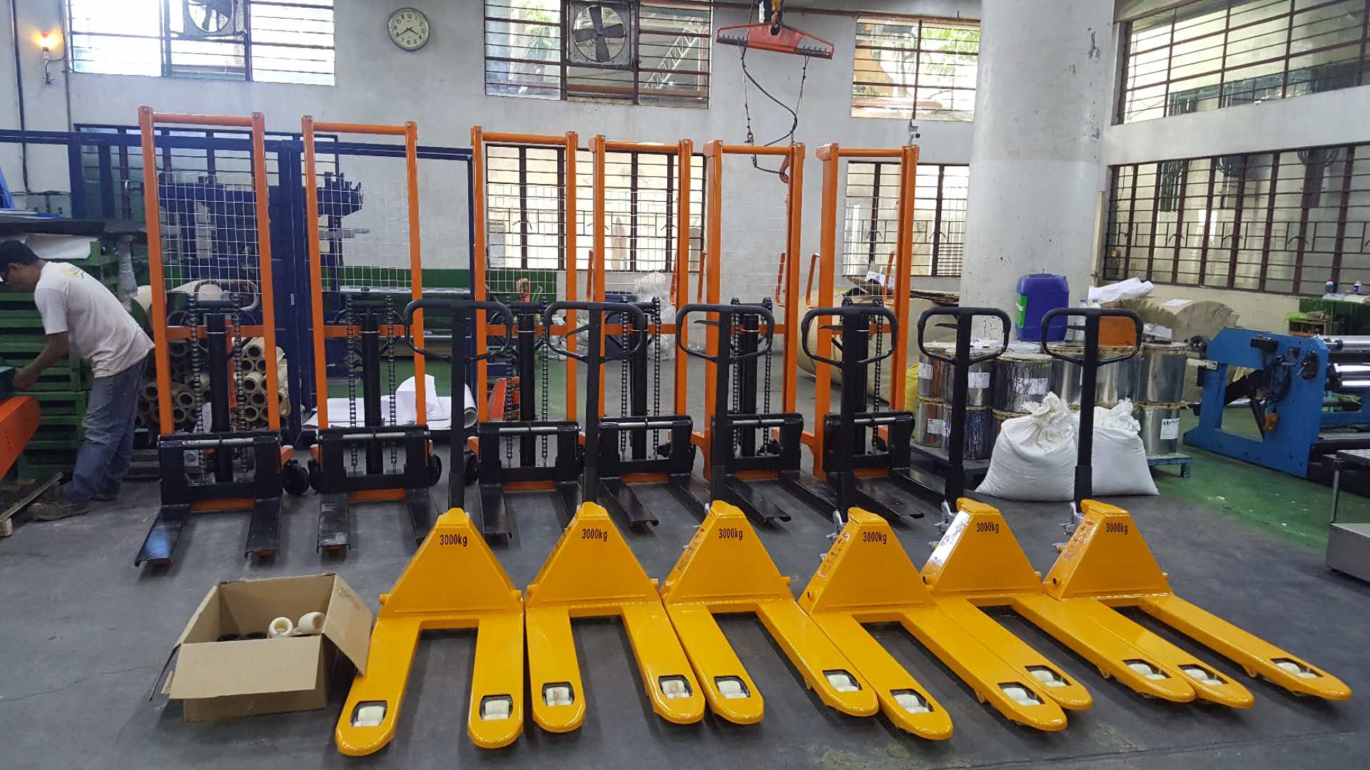 hydraulic system Manual Stacker with the load capacity of 1T 1.6m