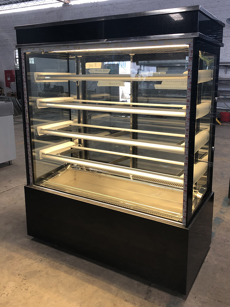 Vertical Bakery Glass Showcase , Fan Cooling Soft Drink Refrigerator 4 Shelf Type