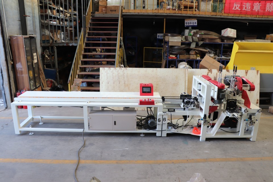 Professional Design CE Certification Pallet Foot Pier Automatic Connection Nail Machine