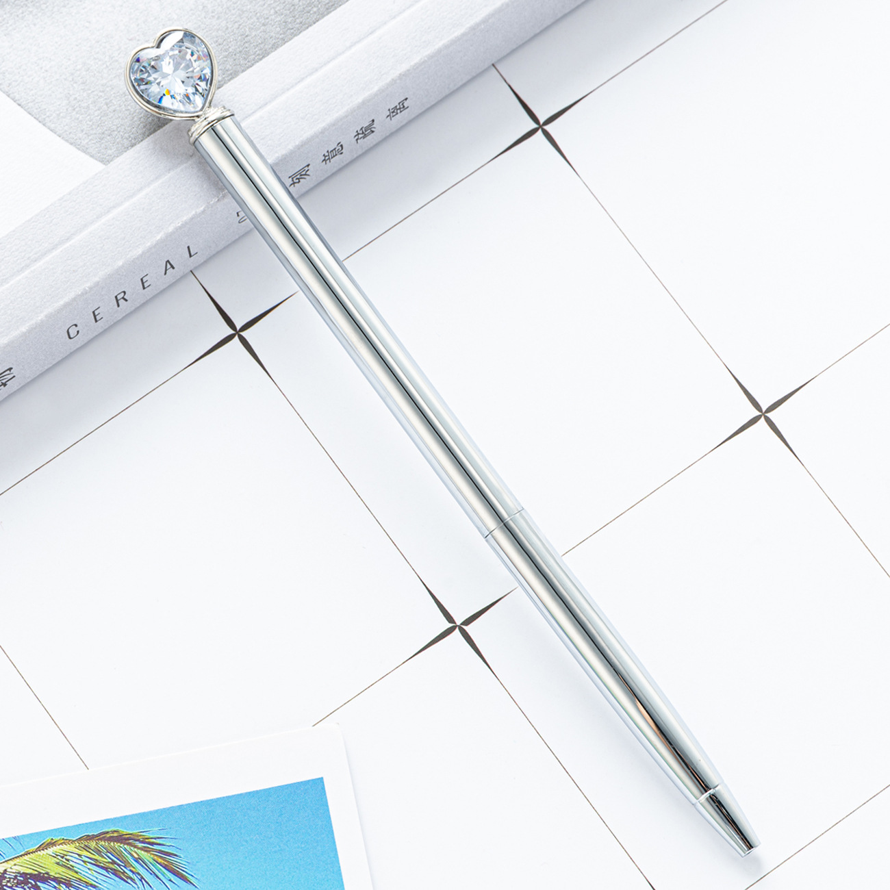 Creative Cartoon Metal Heart Marker Pens Ballpoint Pen with Black Ink Not Erasable
