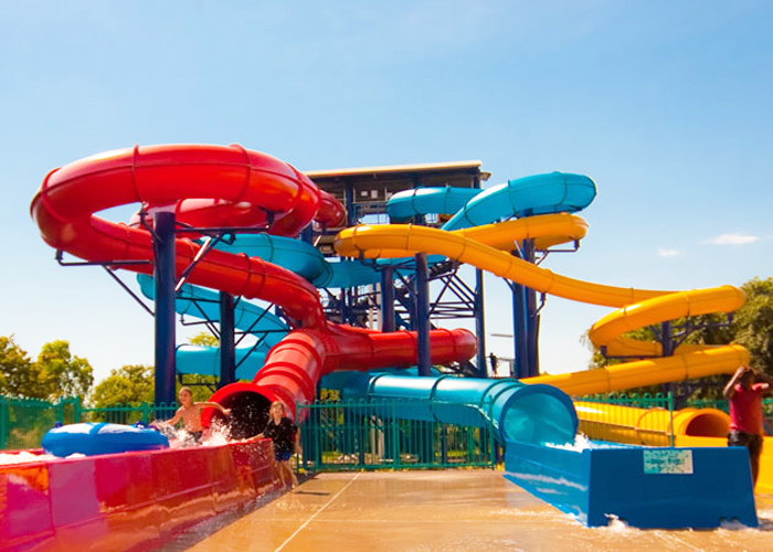 Fiberglass Water Slides , Theme Park Commercial Water Slides For Hotel and Resort