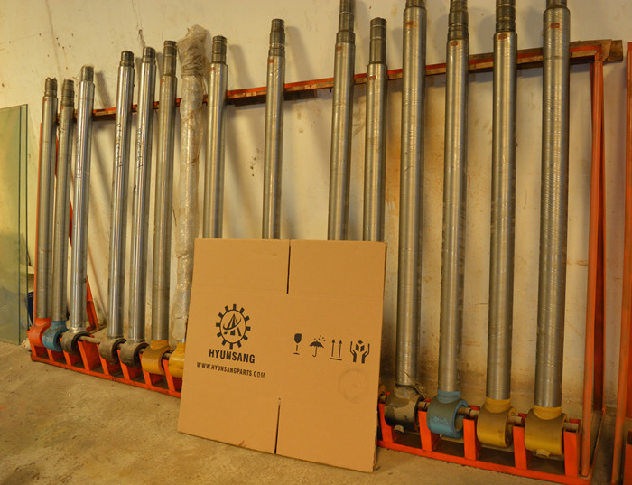 B229900002611 B229900002610 Excavator Hydraulic Cylinder , Excavator Boom Cylinder For Sany SY65 SY75