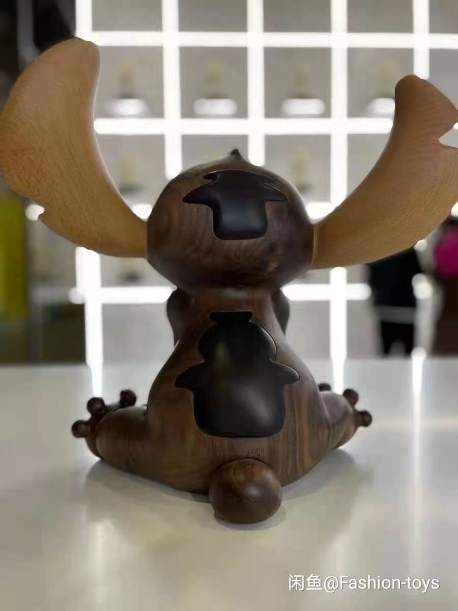 ISO9001 Gallery Wooden Art Sculpture People Shaped Handmade Mind Carved
