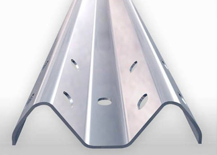 High Standard Hot Dip Galvanized Highway Guard Rail Two Wave Fence Any Color