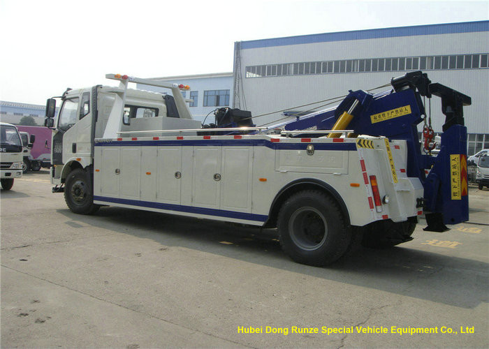Heavy Duty 12 Ton Wrecker Tow Truck For Car Recovery In City Road , Suburb Way