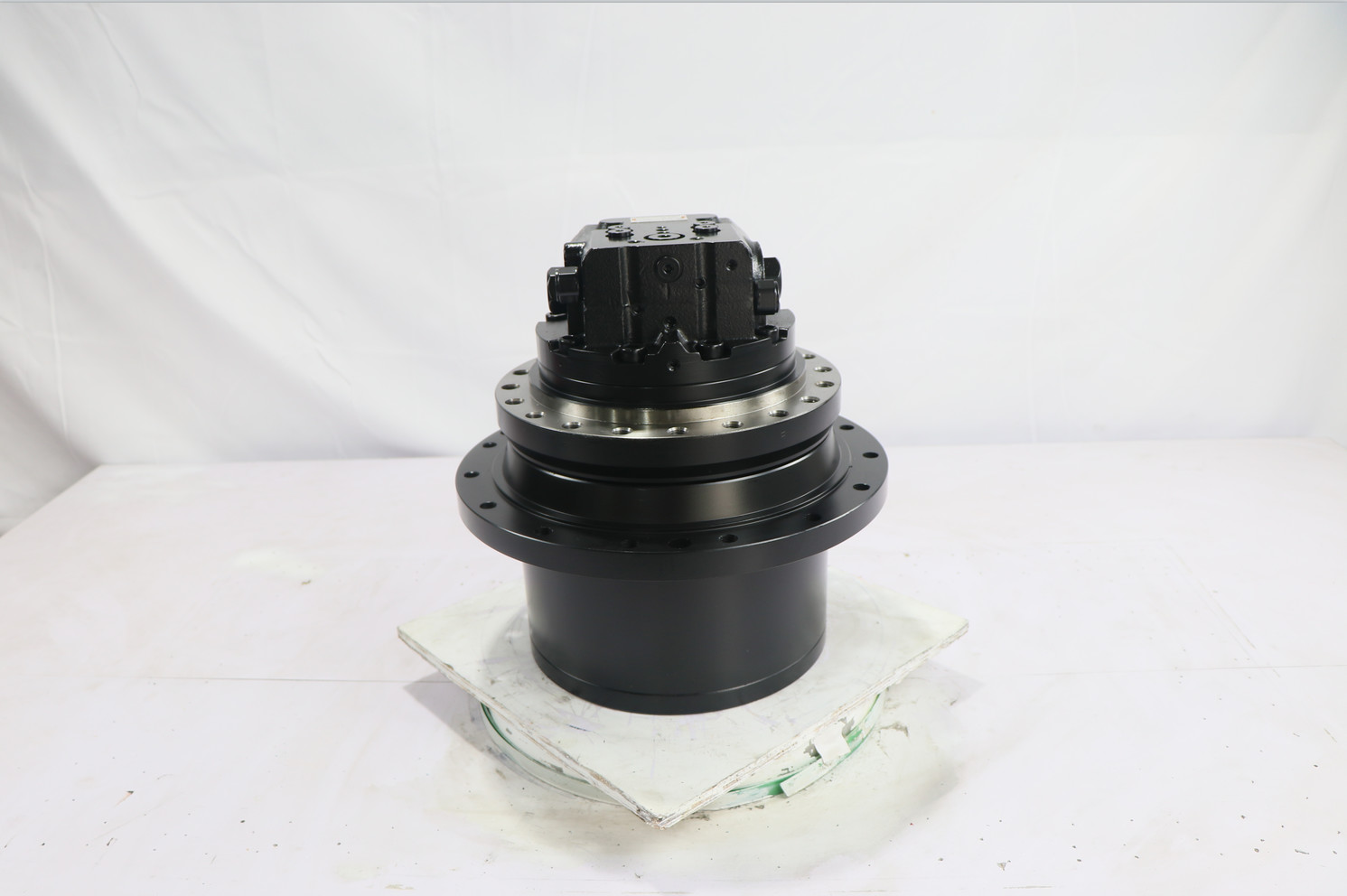 TM18 Excavator Spare Parts , Stepping GM18 SK130 Hydraulic Travel Motor