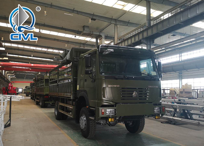 NewSinotruk Cargo Truck Engine 290hp 4x2 Hw76 Cabin Green Color 102km/H Speed Diesel Type