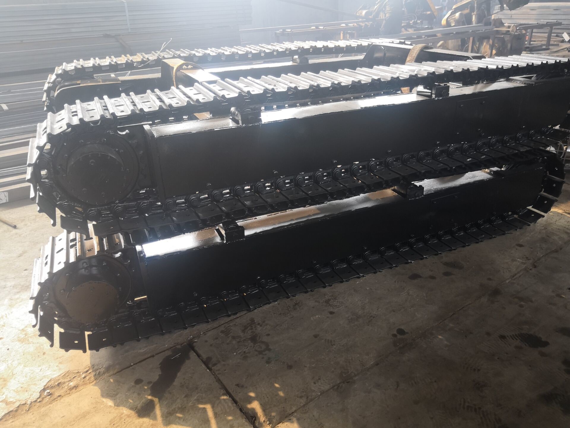High Durability Engineering Crawler Track Undercarriage For Easy Transportation