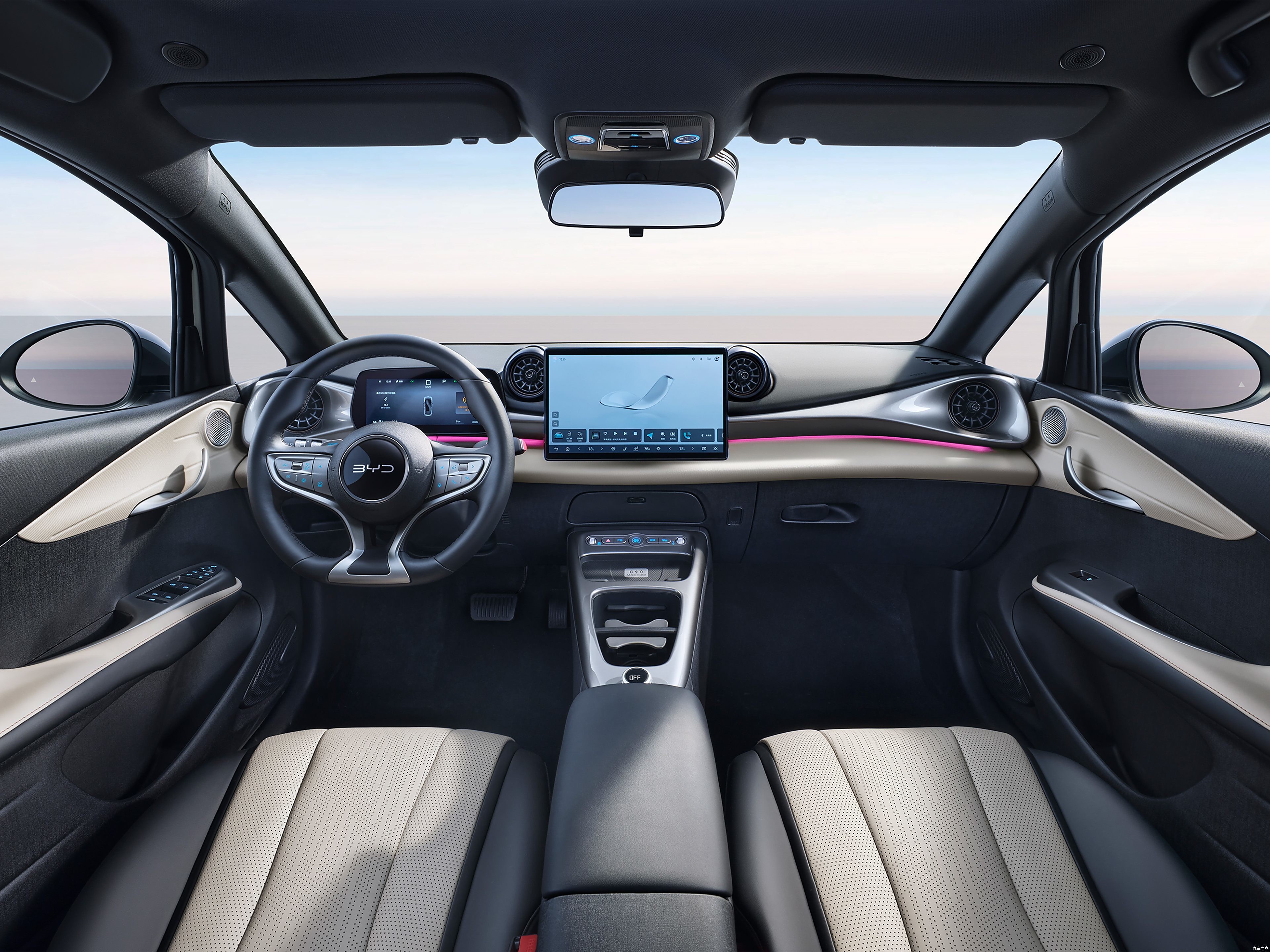 2025 BYD Dolphin, the most perfect small electric car in China. With intelligent driving function. Range 420KM-520KM.