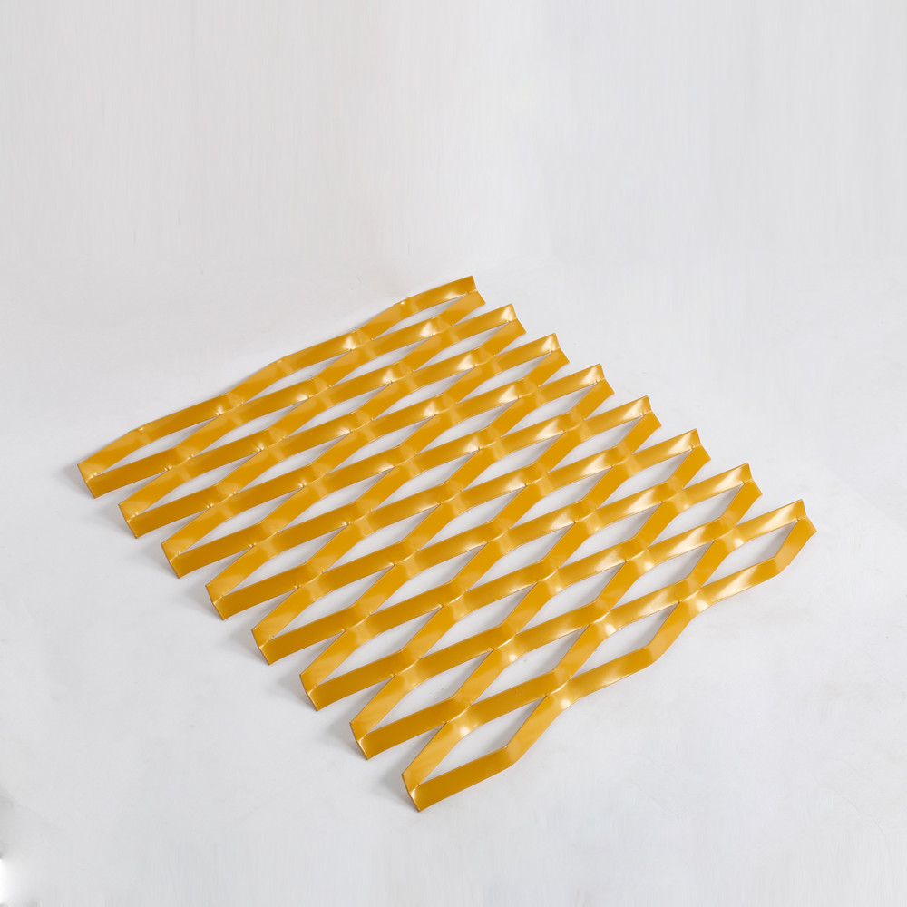 Perforated Raised Or Flattened Expanded Metal Sheet 0.5-5CM Dia