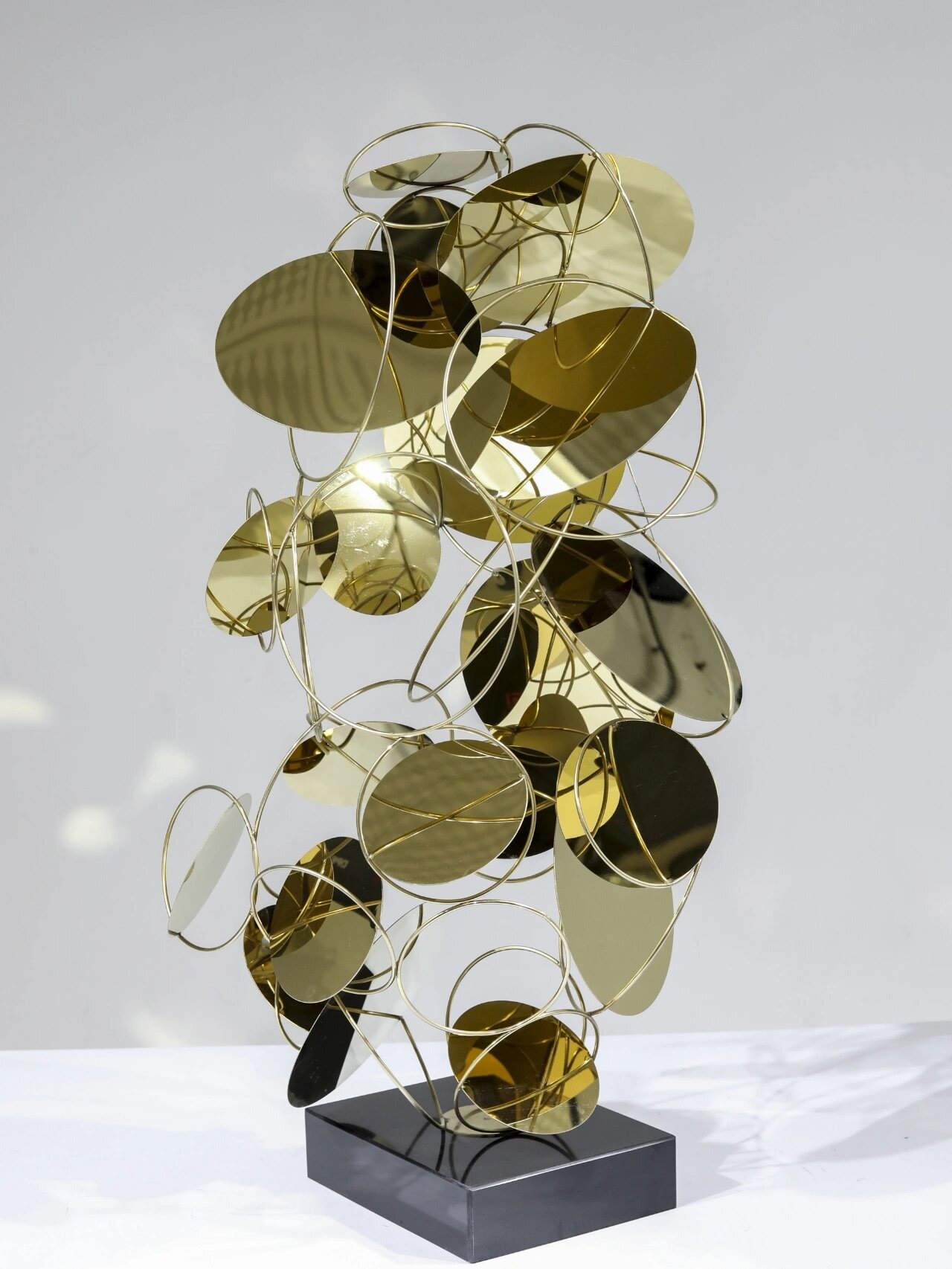 Sweet Design Modern Luxury Stainless Steel Rose Gold Floor Sculpture For Decor