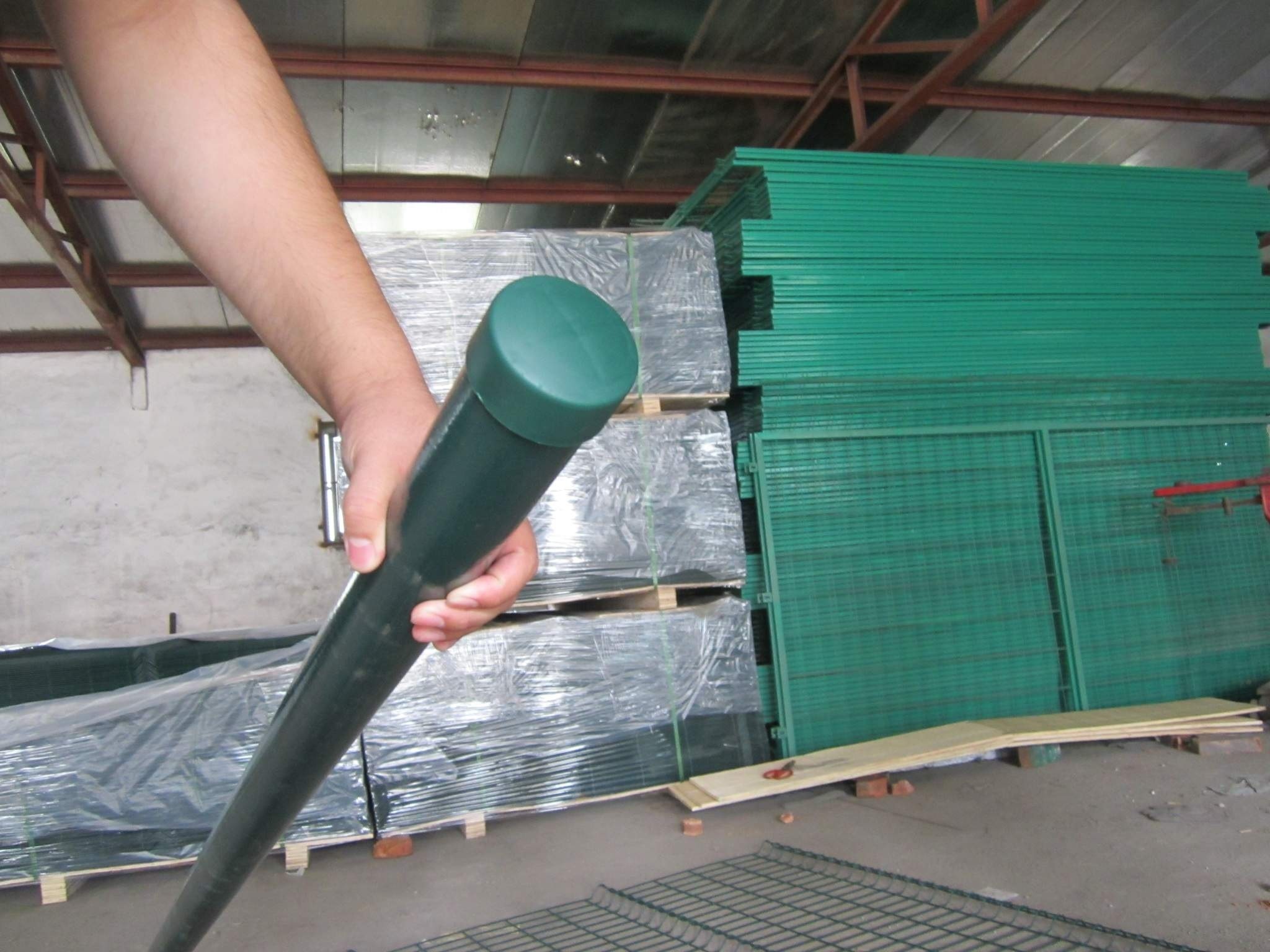 high quality Galvanized /PVC coated welded wire mesh fence panels