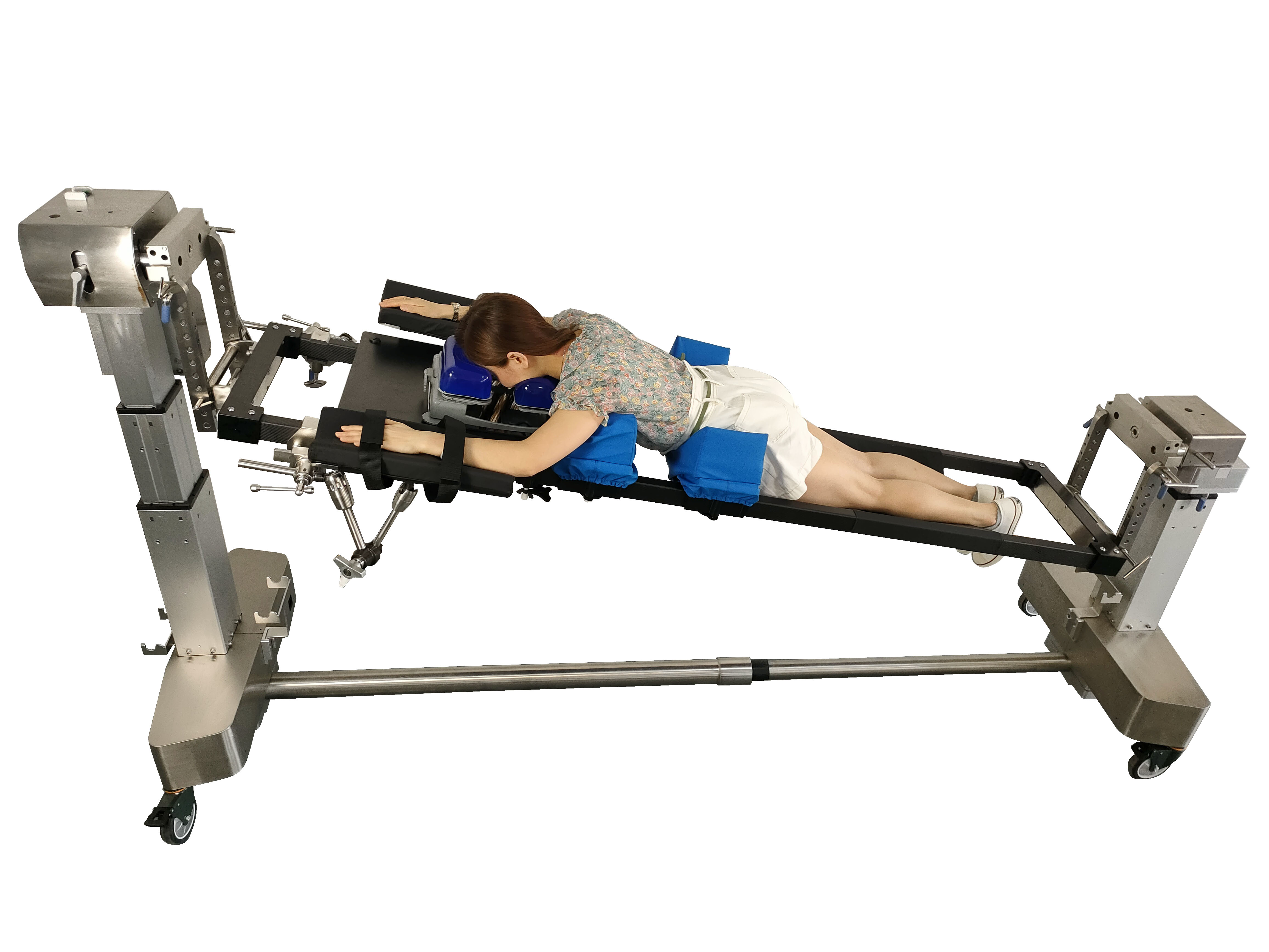 780mm Electro Hydraulic Operating Table All Carbon Fiber Multi Functional Jackson Spinal Surgical Table