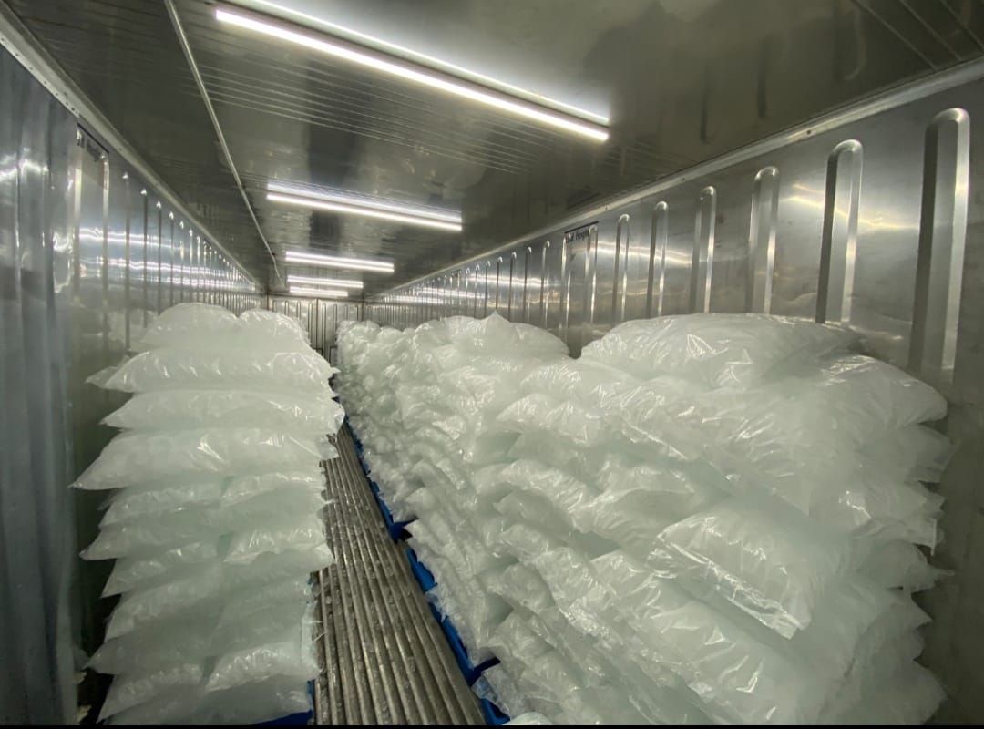 220V/440V/380V/460V Voltage 30tons Tube Ice Machine L6000mm X W2200mm X H7075mm Size