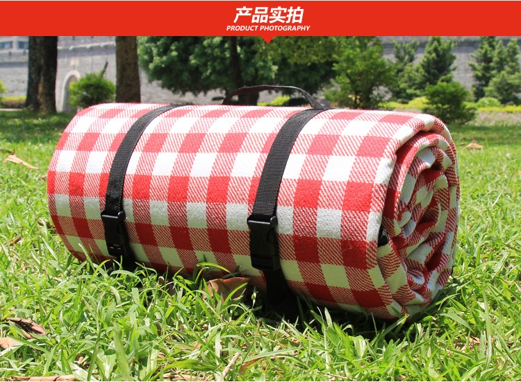 Polyester PEVA Outdoor Picnic Mat Waterproof And Moistureproof