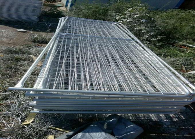 2400mm Length Braced Farm Gate Fence Grassland Protection With Hinge And Latch