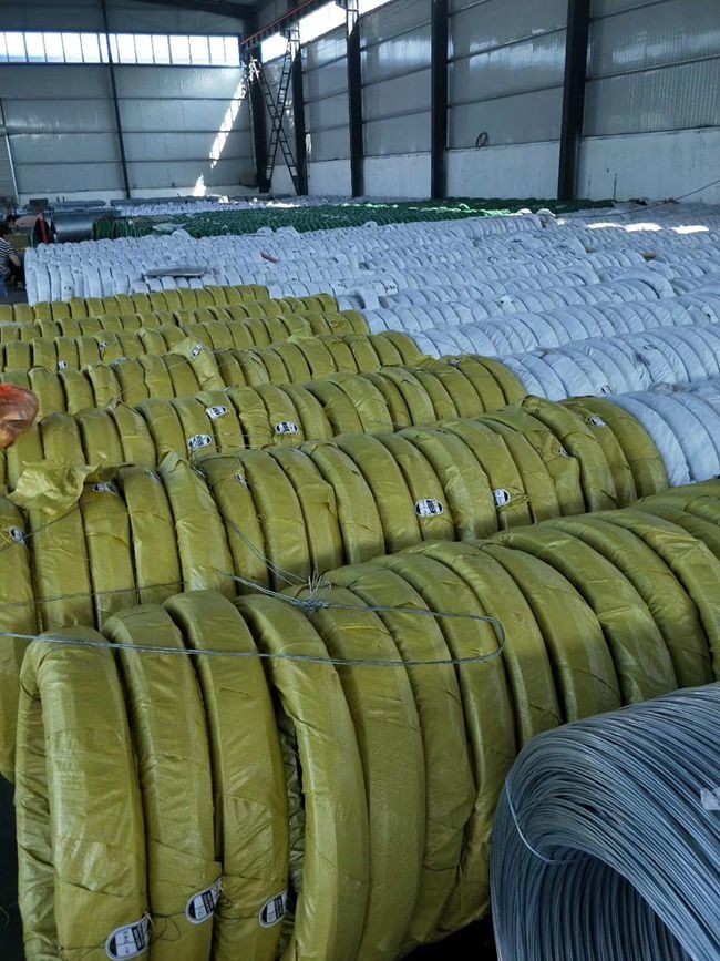 1.6 Mm 14 Gauge Galvanized Steel Wires Used In Construction Industry