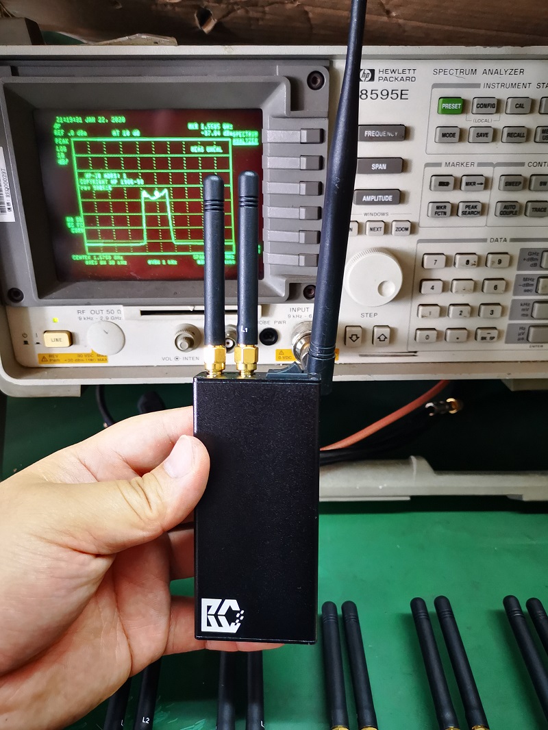 Vehicle traveling data recorder jammer global positioning jammer for the company's speed limit shielding jammer recharge