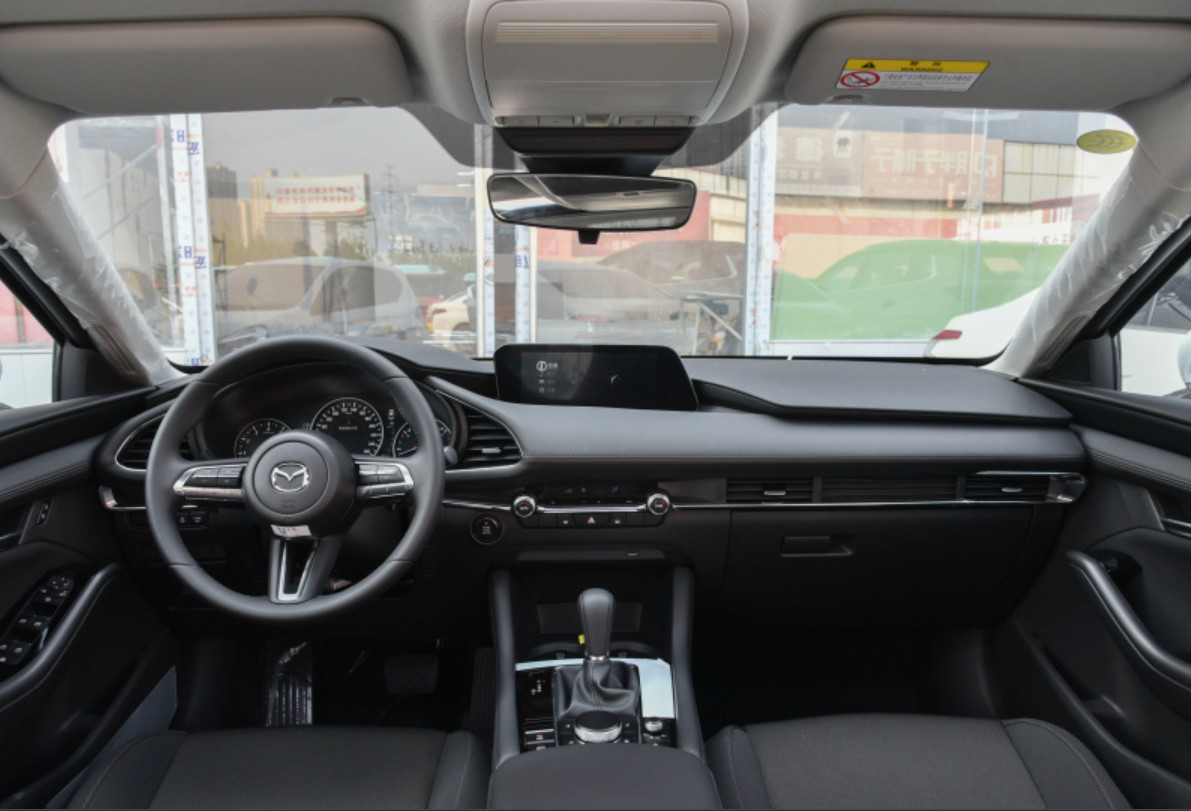 Mazda 3 Axela 2022 2.0L Automatic Smart Edition 4 door 5 seat sedan Gasoline compact car