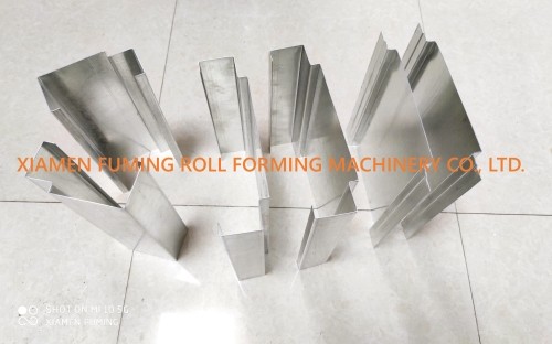 Powerful Shutter Door Roll Forming Machine 15KW Hydraulic Cutting