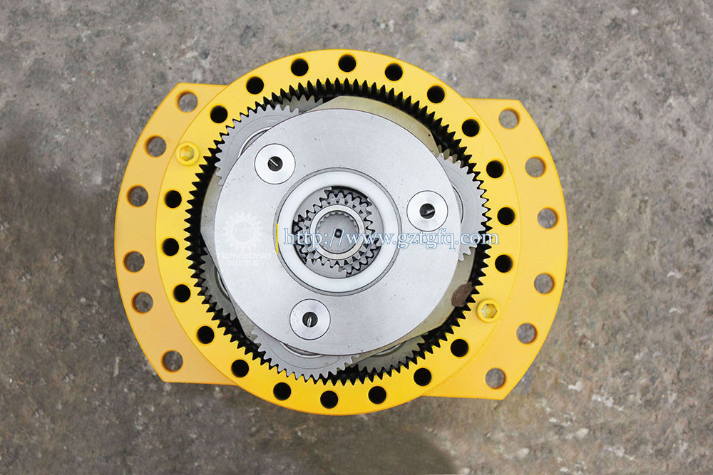 PC200-6 6D102 Komatsu Excavator Spare Parts Swing Gearbox 20Y-26-00151