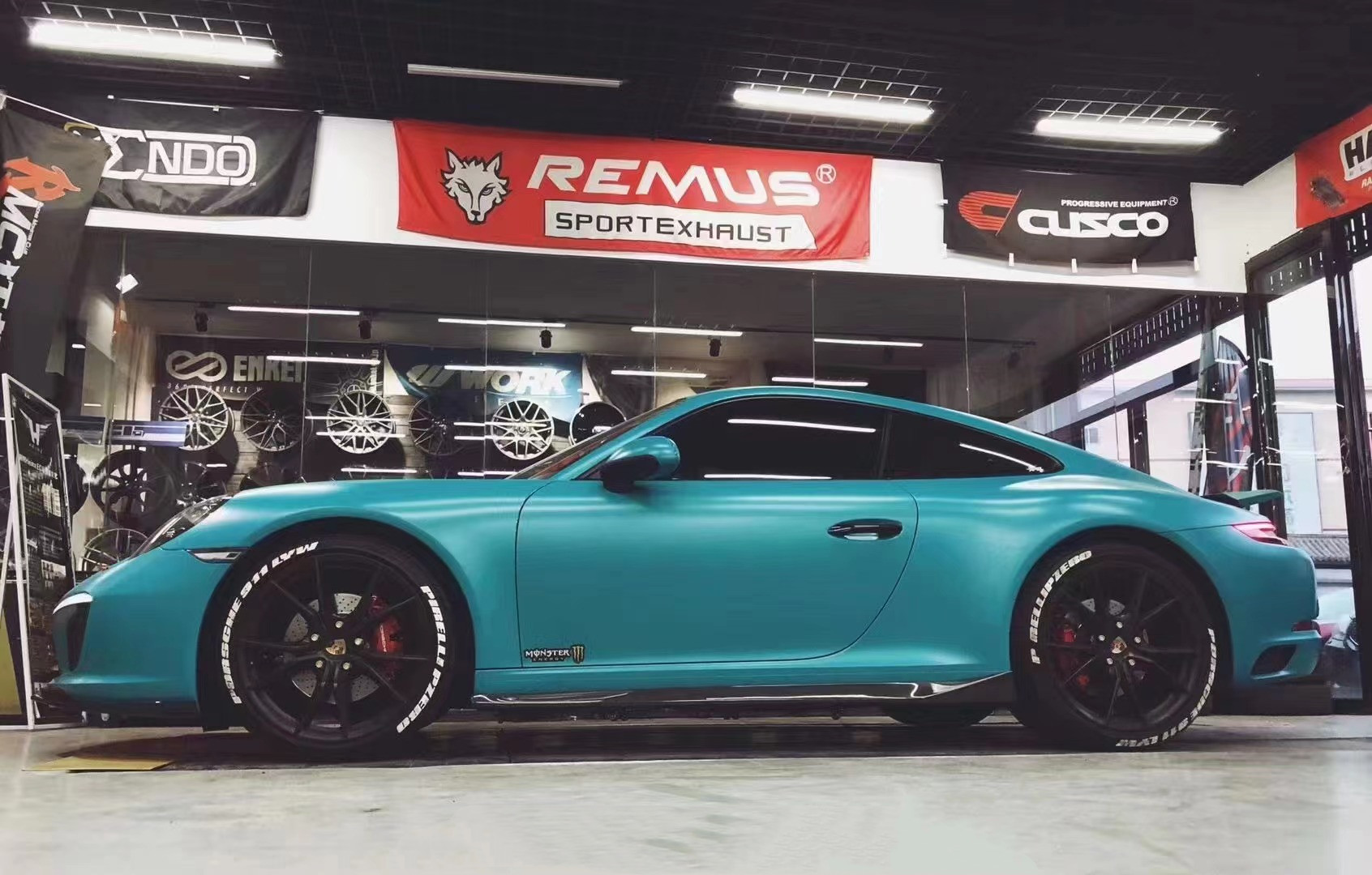 High Quality Carbon Fiber 911 991.2 Carbon Body Kit 911 991.2 Front and Rear Lip Side Skirts 2016-2018