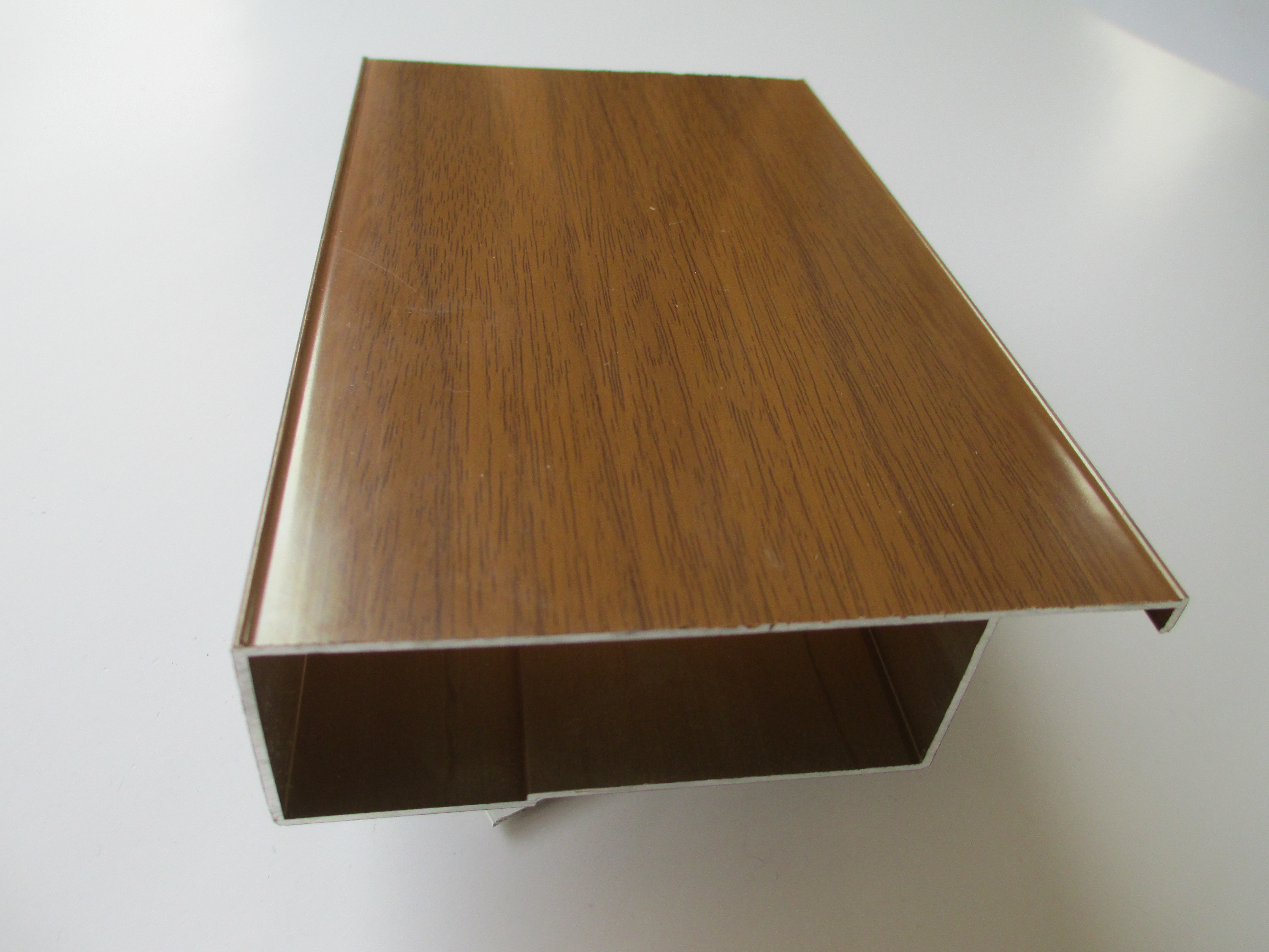 Cherry Wood Grain Modular Kitchen Aluminium Profile For New Chinese Decoration