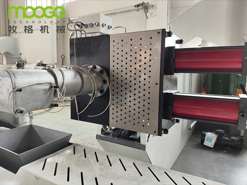 RSL Series Double Stages Plastic Pelletizing Machine For Washing Recycled Soft PE PP Material