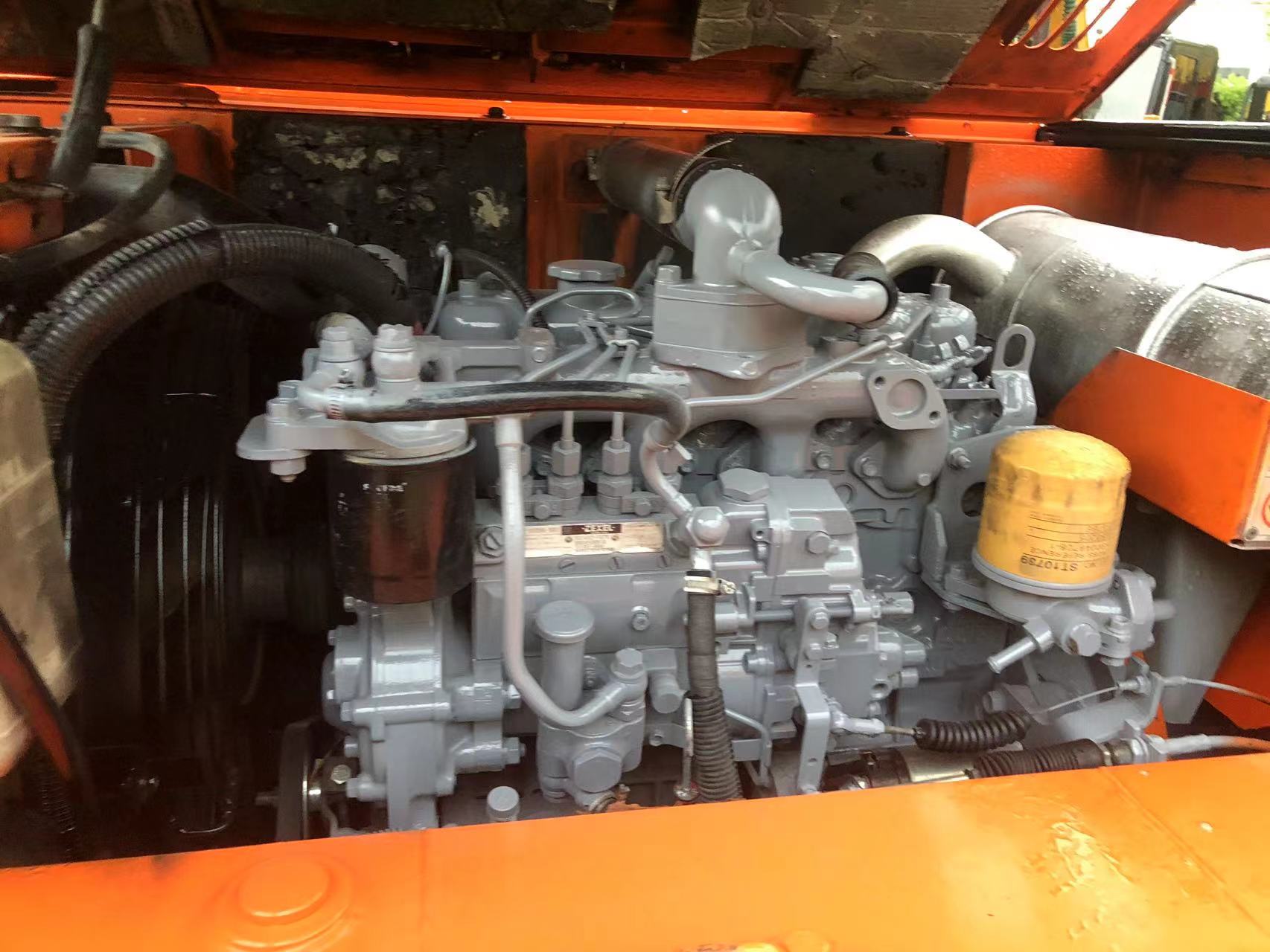 0.28m3 Bucket Capacity Hitachi ZX60 Mini Digger 6 Ton Crawler Excavator with Low Hours
