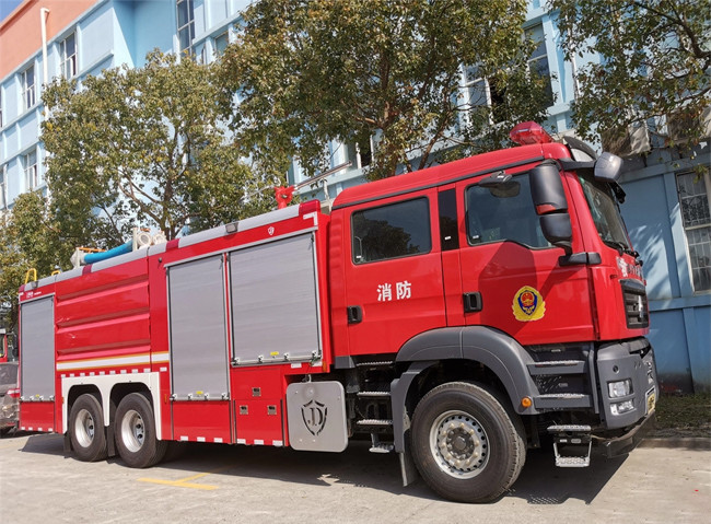 Customizable Euro 3-Euro 6 Fire Truck With Adaptability To Different Fire Types And Rescue Needs