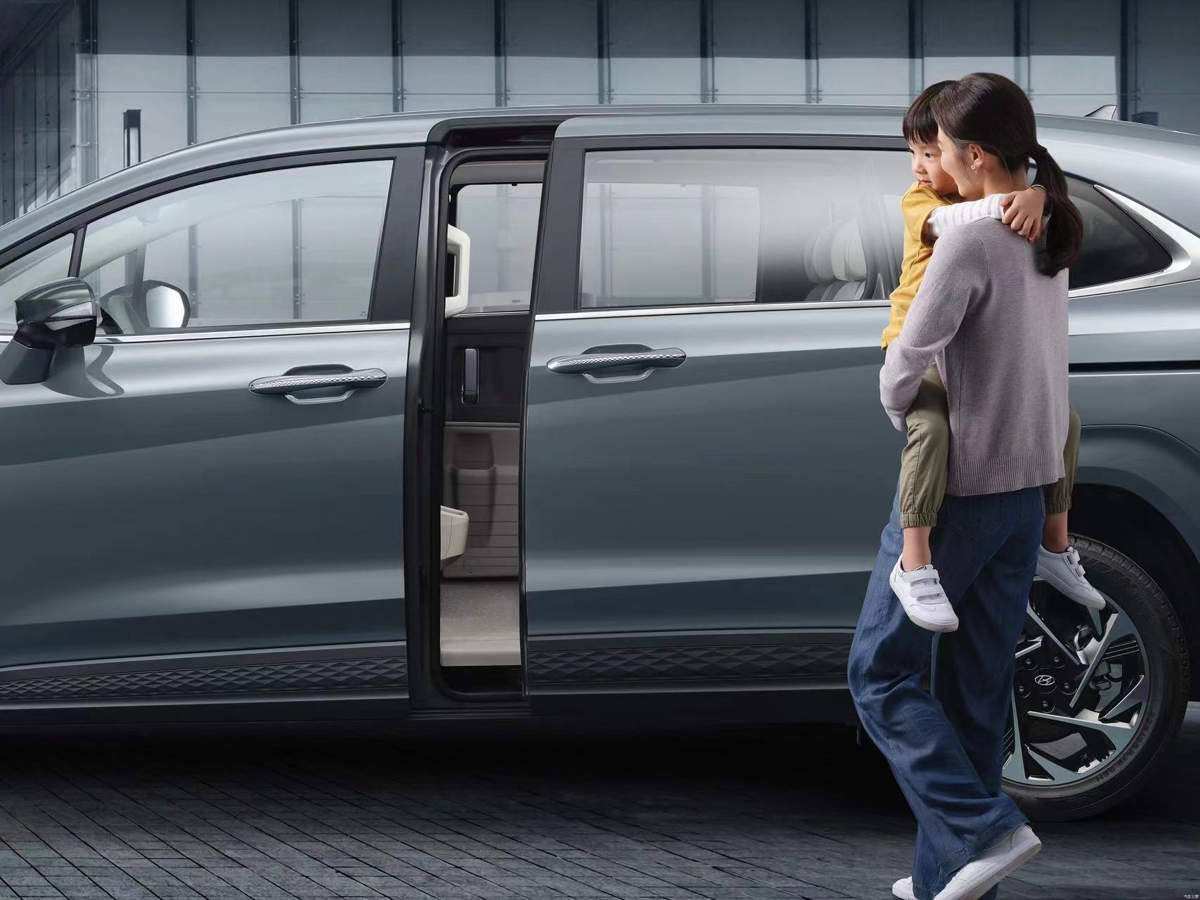 Electric Steering System MPV HYDUDA CUSTO 2024 270TGDi/ 380TGDi DLX/Pro/GLS 5 Door 7 seats CarLife for Your Next Adventure