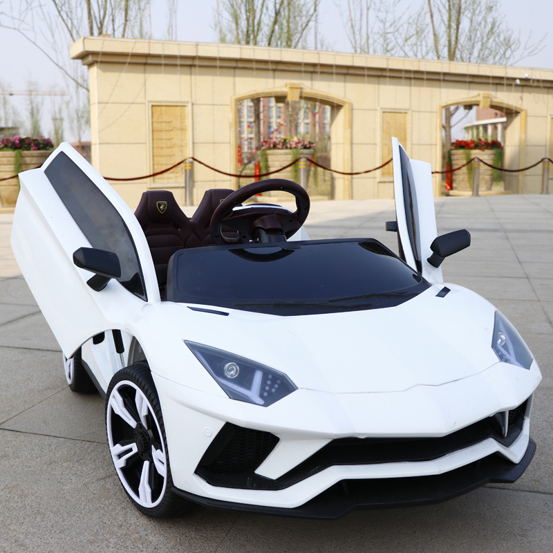 2022 Children Electric Car with Remote Control and Connectable Mobile Phone Function