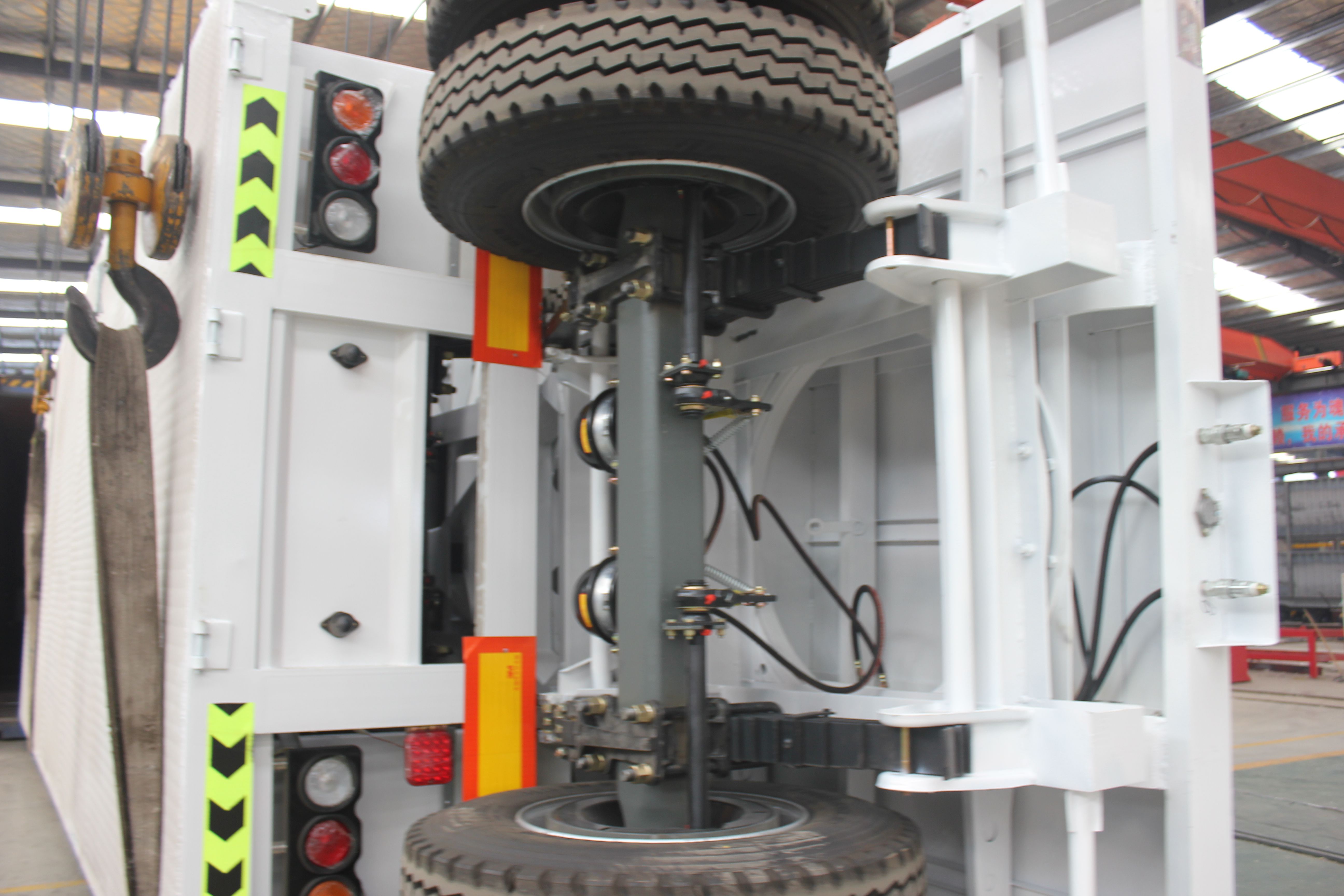 12R22.5 Tire 20tons 30tons Fence Trailer Bulk Cargo Tractor Hydraulic Dump Full Trailer