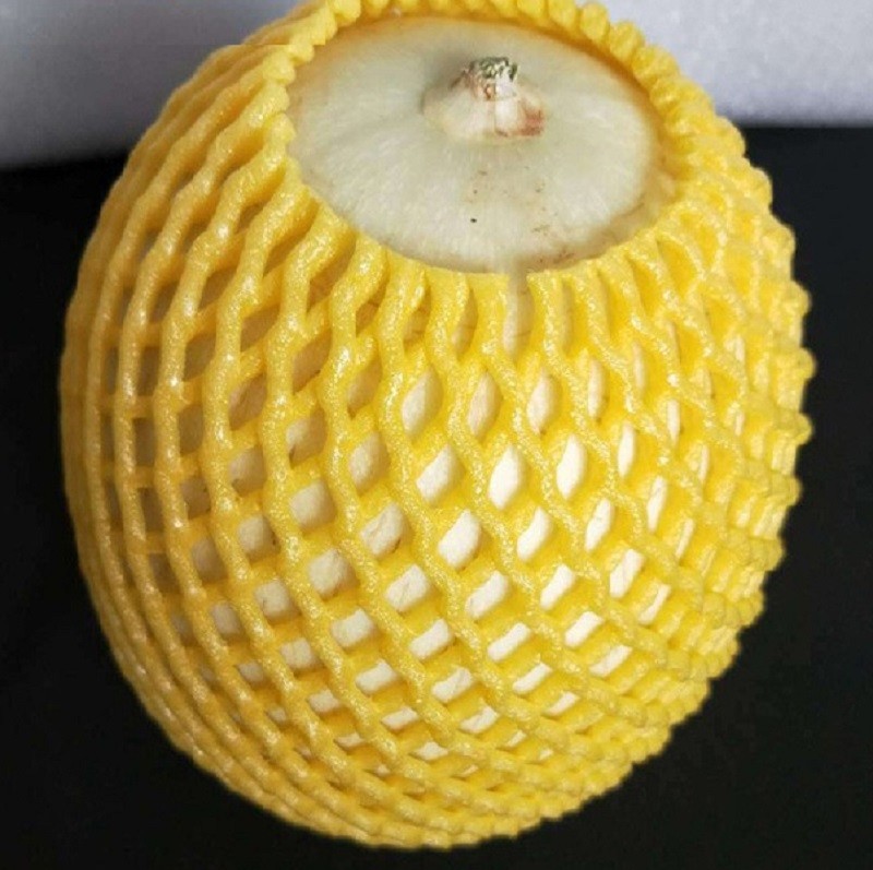 PE Soft Foam Fruit Protection Net With Fruit Protective Packaging Foaming Material