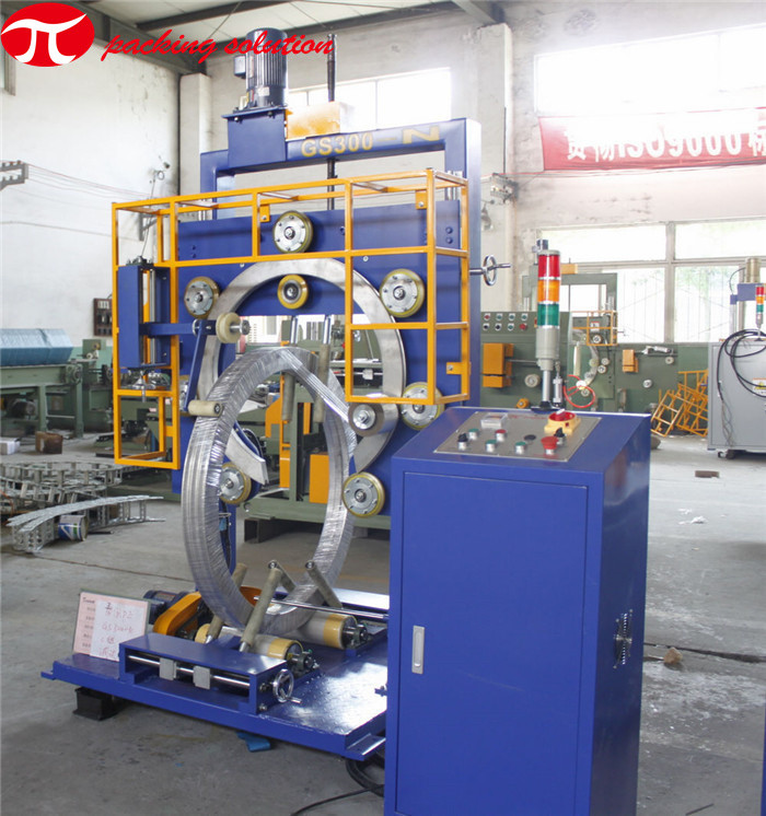 Simple Structure 40r/Min Rotating Bearing Packing Machine 380V / 50Hz For Steel Coils