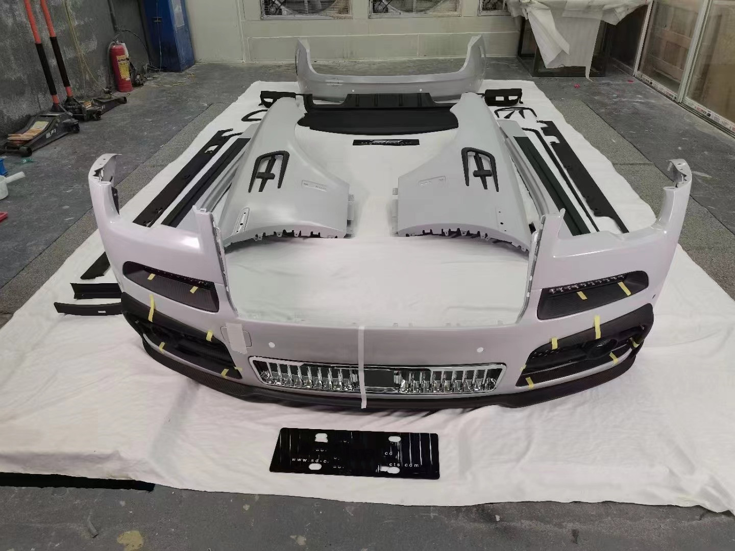 Mansory Style Rolls Royce Body Kit Wraith Car Auto Parts